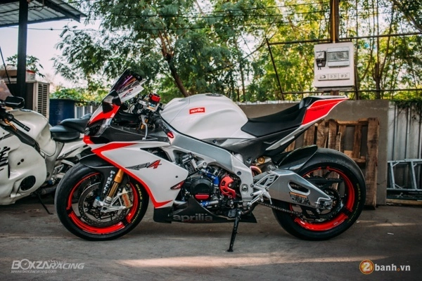 Aprilia rsv4 chất lừ với bản độ đầy phong cách của biker thái - 12