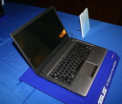 Asus giới thiệu laptop u47 dùng chip ivy bridge - 1
