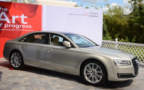 Audi a8l có giá 48 tỷ đồng tại việt nam - 1