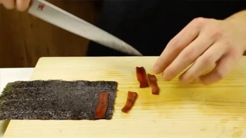 Cách làm sushi cuộn hình gấu trúc cực yêu - 3