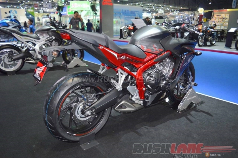 Cận cảnh honda cbr650f phiên bản đặc biệt tại bangkok motor show 2016 - 4