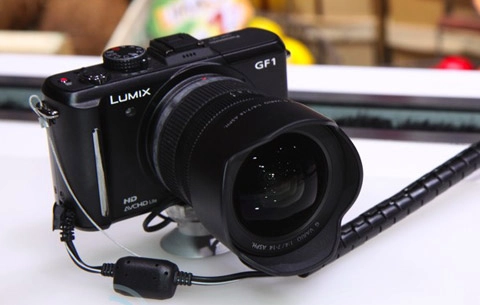 Cận cảnh panasonic gf1 - 6