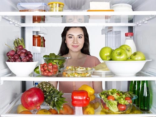 Cảnh báo những sai lầm chết người khi để thức ăn trong tủ lạnh - 1