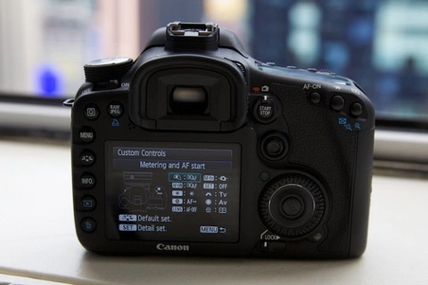 Canon trình làng eos 7d giá 1700 usd - 3