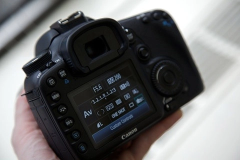 Canon trình làng eos 7d giá 1700 usd - 5