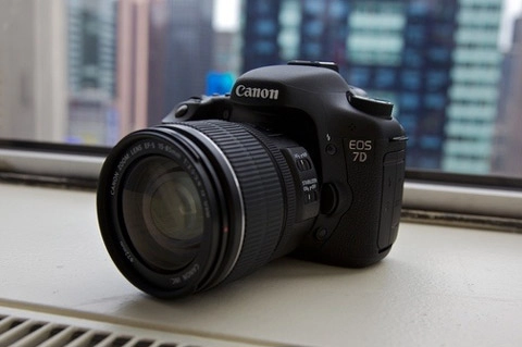 Canon trình làng eos 7d giá 1700 usd - 6