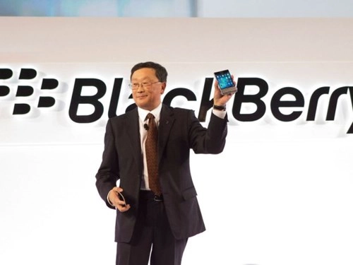 Ceo john chen giải thích tại sao blackberry vẫn tiếp tục sản xuất điện - 1