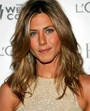 chơi tông nâu cùng jennifer aniston - 1