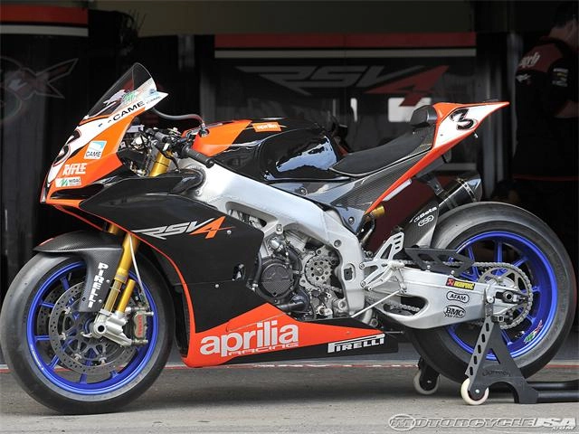 Chùm ảnh aprilia racing rsv4r world superbike - 8