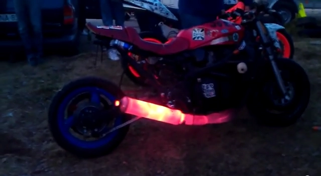 clip màn phun lửa ấn tượng của moto pkl - 2