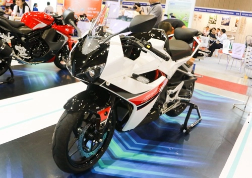 Dàn môtô hàn quốc tại sai gon autotech 2015 - 1