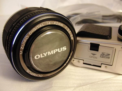 đập hộp camera ống kính rời nhỏ nhất thế giới - 4
