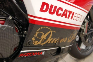 Ducati 1198r với bản độ mang tên 1260r - 8