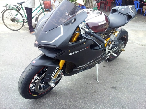Ducati 1199 panigale s abs độ carbon tiền tỷ ở hà nội - 2