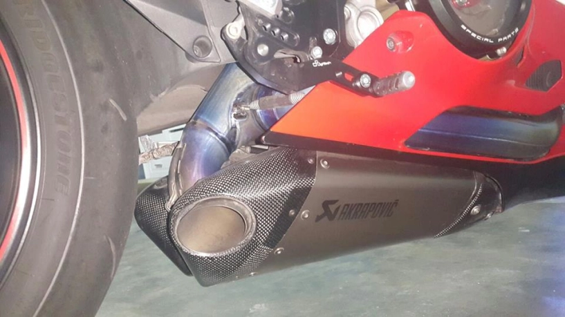 Ducati 1199 panigale s độ pô akrapovic - 5