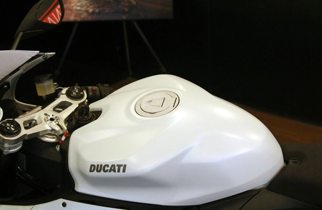 Ducati 899 panigale chính hãng đầu tiên tại việt nam - 12