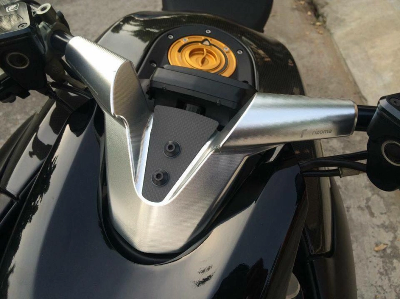 Ducati diavel phiên bản carbon độ đầy đồ chơi - 4