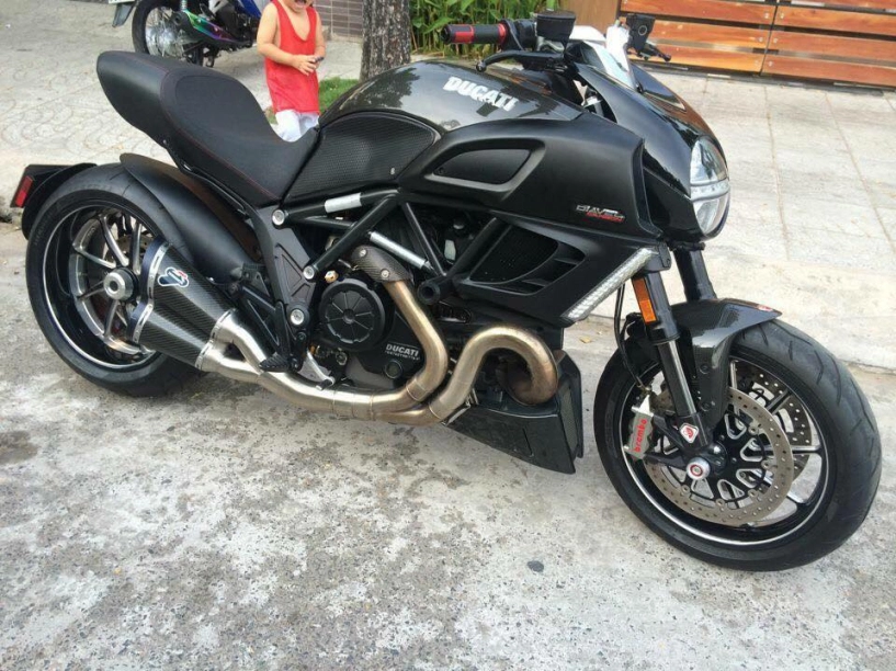 Ducati diavel phiên bản carbon độ đầy đồ chơi - 10
