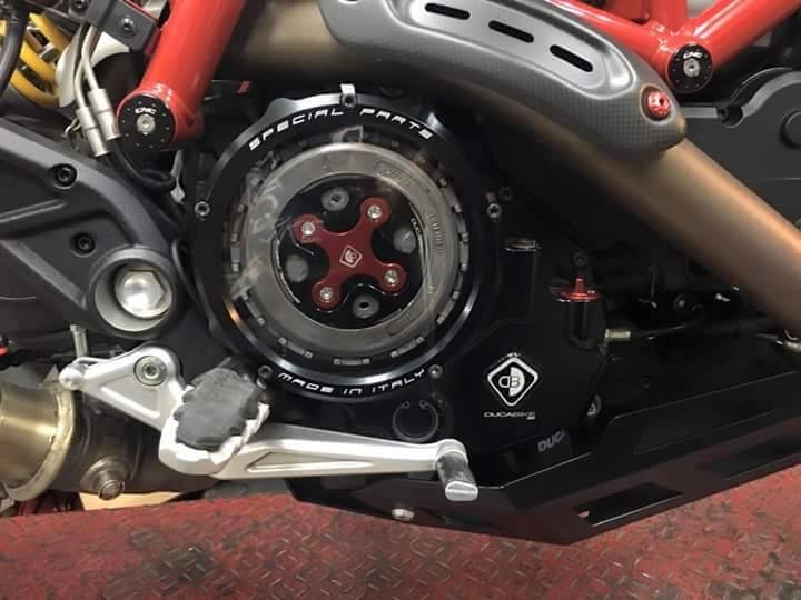 Ducati hypermotard cực chất trong một bản độ hoàn hảo - 7