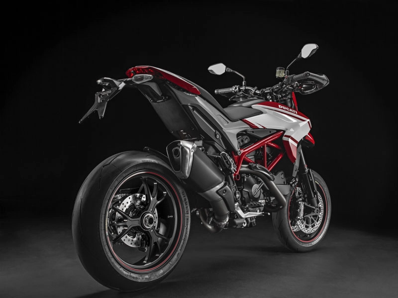 Ducati hypermotard sp 2015 chiếc xe không dành cho những người mới tập chơi - 5