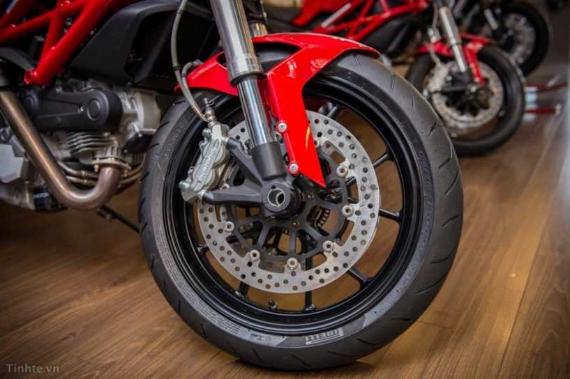 Ducati monster 796 abs - 5