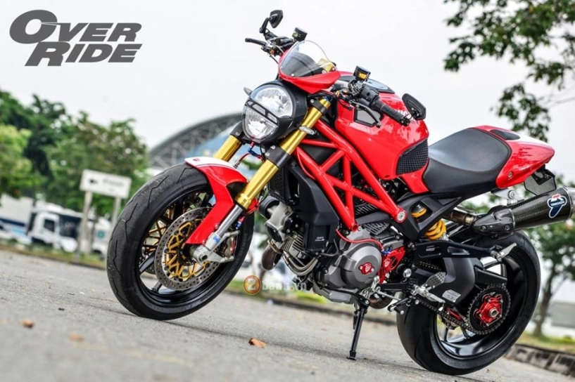 Ducati monster 796 bóng bẩy với một loạt đồ chơi khủng - 2