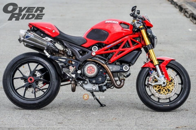 Ducati monster 796 bóng bẩy với một loạt đồ chơi khủng - 3