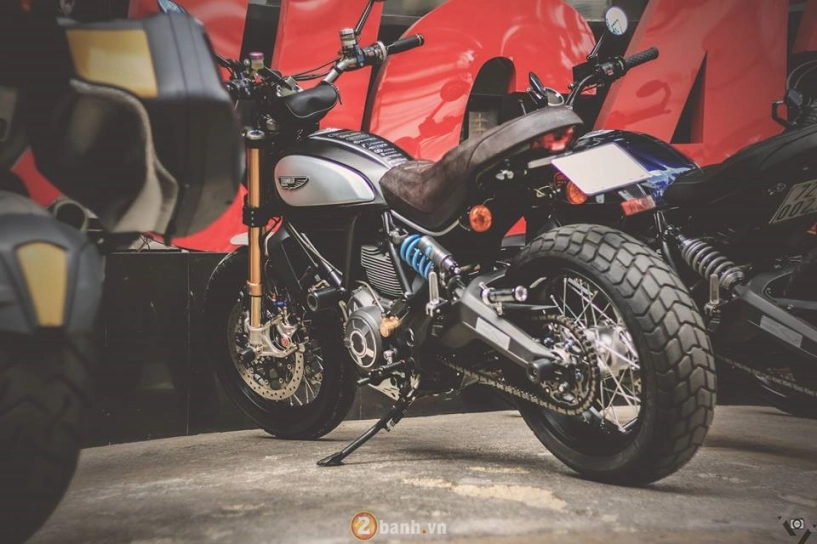 Ducati scrambler độ siêu khủng của một biker hà thành - 1