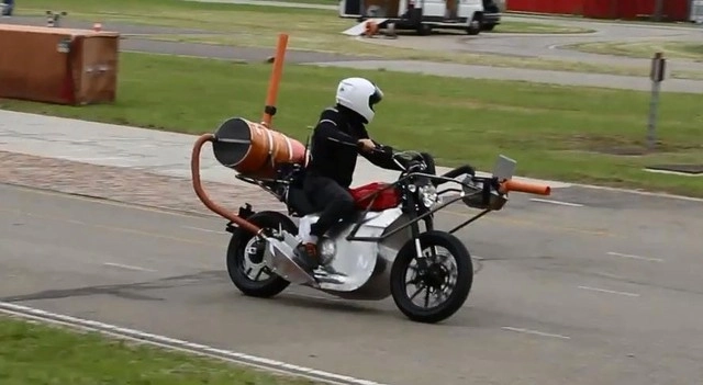 Ducati scrambler lộ diện hình ảnh thực tế - 2