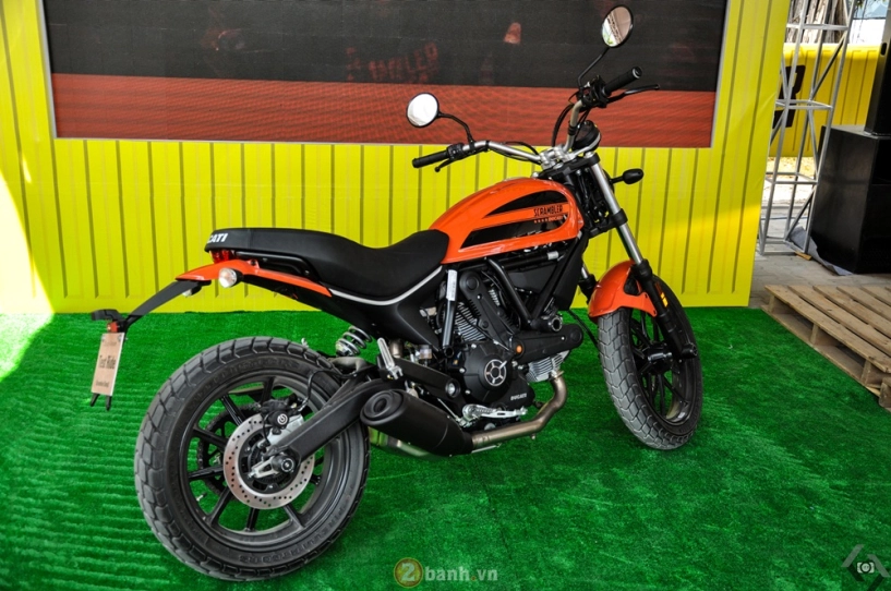 Ducati scrambler nổi bật đầy phong cách tại việt nam motorcycle show 2016 - 9