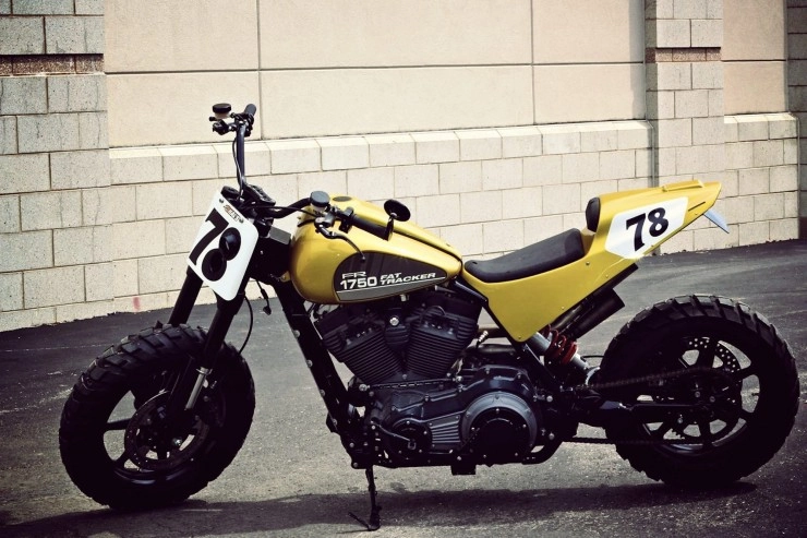 Harley-davidson fat độ phong cách tracker với động cơ khủng - 1