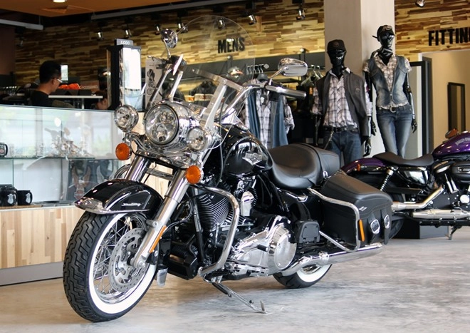Harley-davidson road king classic 2014 với giá bán gần 1 tỷ ở việt nam - 2