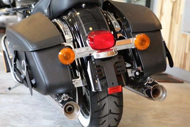 Harley-davidson road king classic 2014 với giá bán gần 1 tỷ ở việt nam - 9