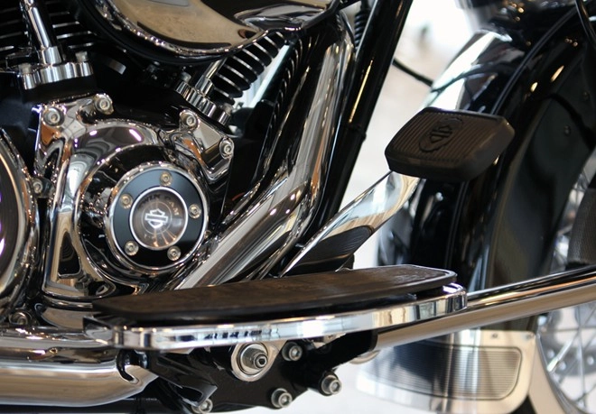Harley-davidson road king classic 2014 với giá bán gần 1 tỷ ở việt nam - 10
