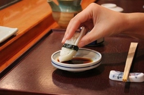 Học cách ăn sushi đúng điệu như người nhật - 2
