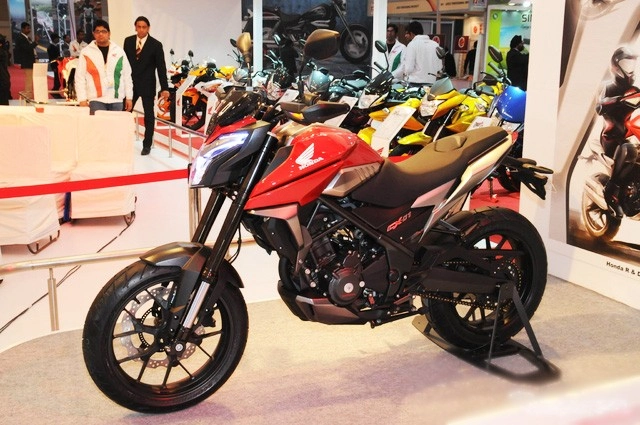 Honda cx01 chiếc nakedbike 160cc sẽ được ra mắt cuối năm nay - 1