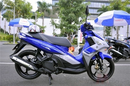 Honda mỉm cười trên thị trường xe máy năm 2014 - 3