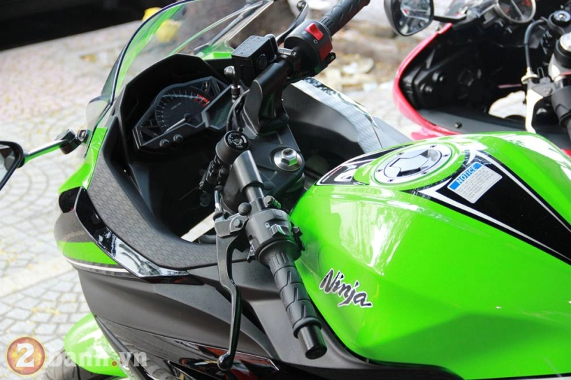 Kawasaki ninja 300 với chiếc áo xanh tuyệt đẹp - 5