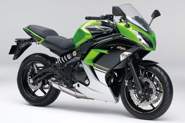 Kawasaki ninja 400 2014 chính thức ra mắt vào tháng tới - 3
