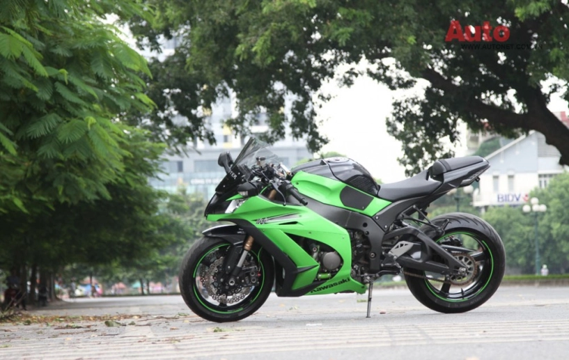 Kawasaki ninja zx-10 một trong những kẻ dẫn đầu về tốc độ - 7