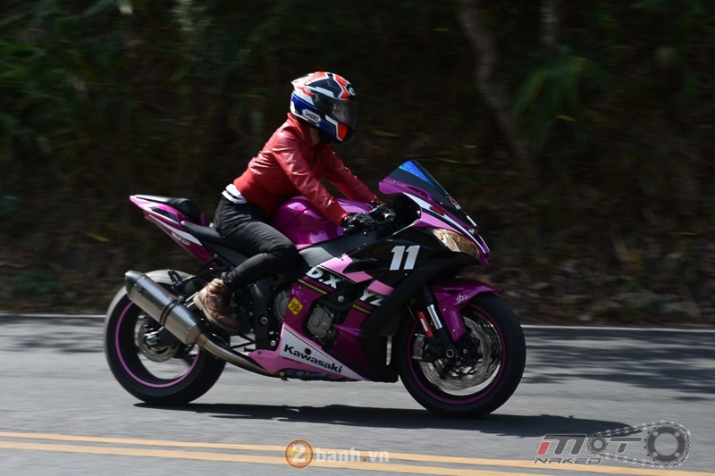 Kawasaki ninja zx-10r 2016 màu hồng nổi bật của nữ biker - 6