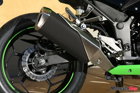 Kawasaki thành công với mẫu ninja 300 2013 - 4