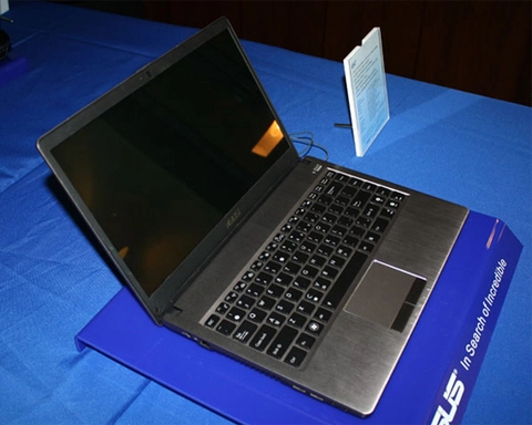 Laptop bán ra trong tháng 42012 - 5