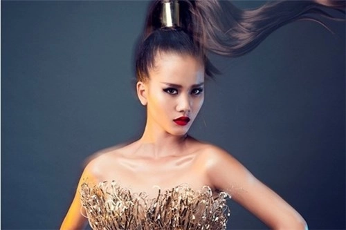 Lê thuý đá xéo đương kim quán quân vietnams next top model - 3