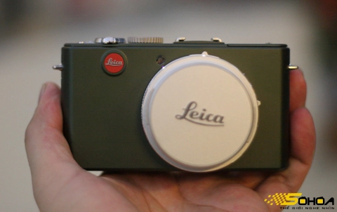 Leica xanh oliu giá gần 1500 usd - 4