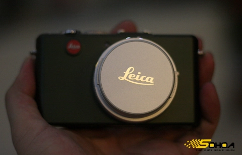 Leica xanh oliu giá gần 1500 usd - 5