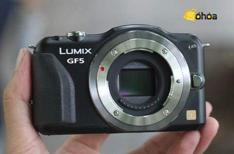 Lumix gf5 màn cảm ứng giá 145 triệu - 2