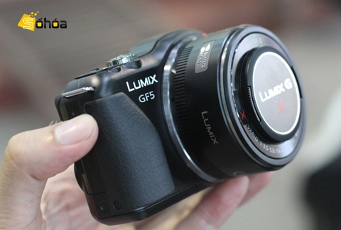 Lumix gf5 màn cảm ứng giá 145 triệu - 3