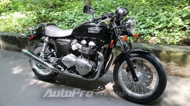 Mc anh tuấn tậu triumph thruxton 2013 - 11