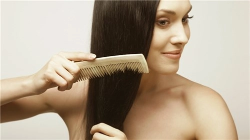 Mẹo giúp tóc nhanh dài và khỏe cực đơn giản - 4